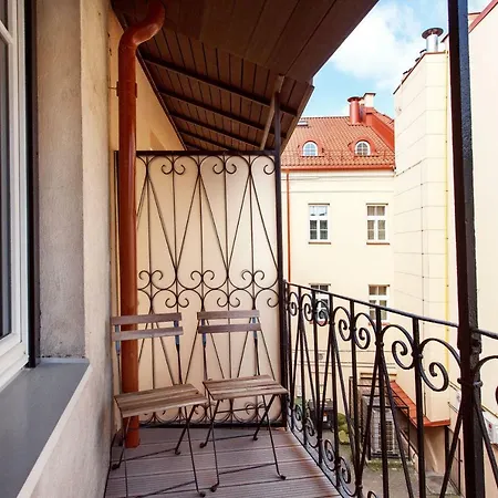 Apartment Eu's Smallest In Historic Old Town For Adventure Seekers With Free Parking